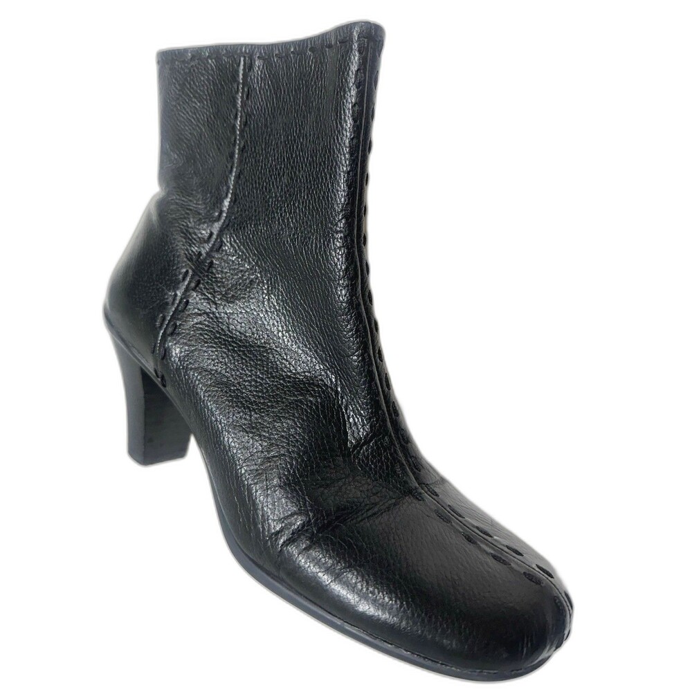 Arturo Chiang Black Stitched Leather Side Zip Ankle Witchycore/Cottage Boot 11